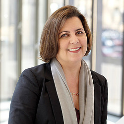 Jacqueline Salterio headshot