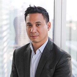 Kevin Katigbak headshot