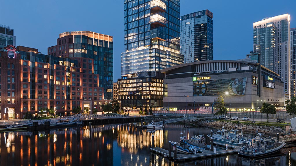 The Hub on Causeway at night