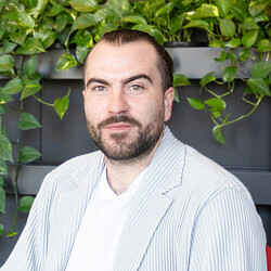 Eric Bieber headshot